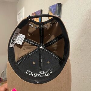 BEIGE LRG HAT